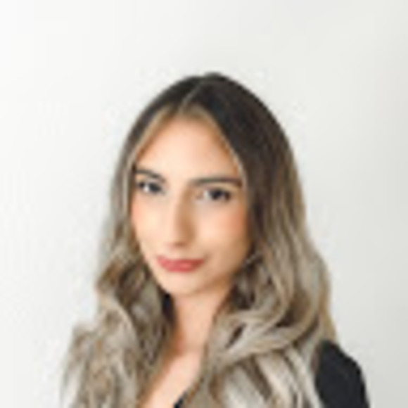 Meet your Posher, Jessica - Picture 1 of 1